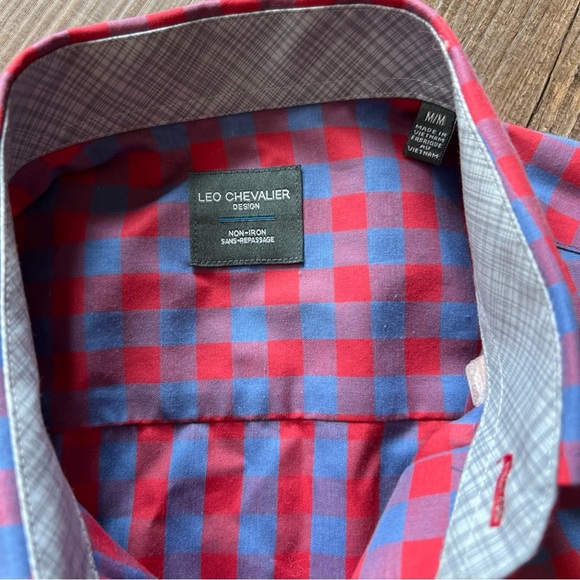 Stylish Red and Blue Checkered Men's Shirt - Picture 2 of 6